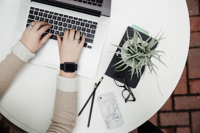 Photo of a blogger probably fixing some blogging mistakes on her blog.